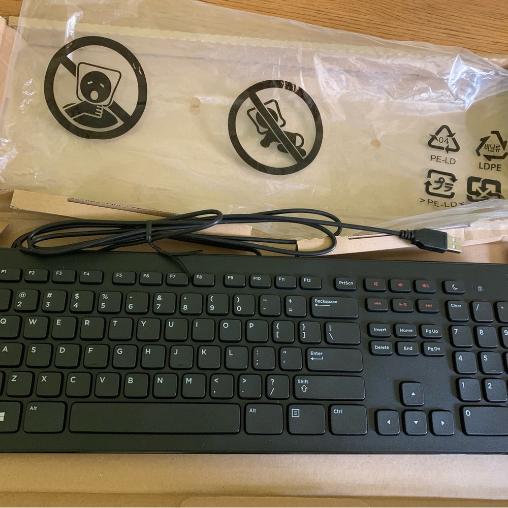 DELL black keyboard NWOT